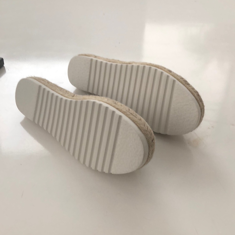 NWT Gold matte espadrilles - Picture 4 of 4